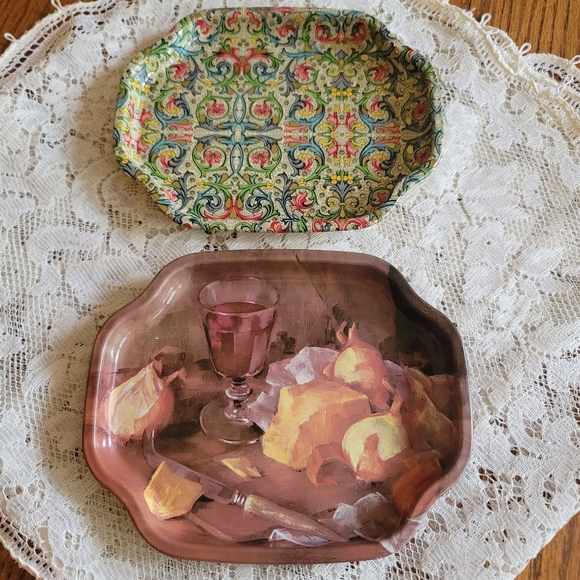 VTG Small English Tin Tea Trays Set Of 2 - Picture 3 of 15